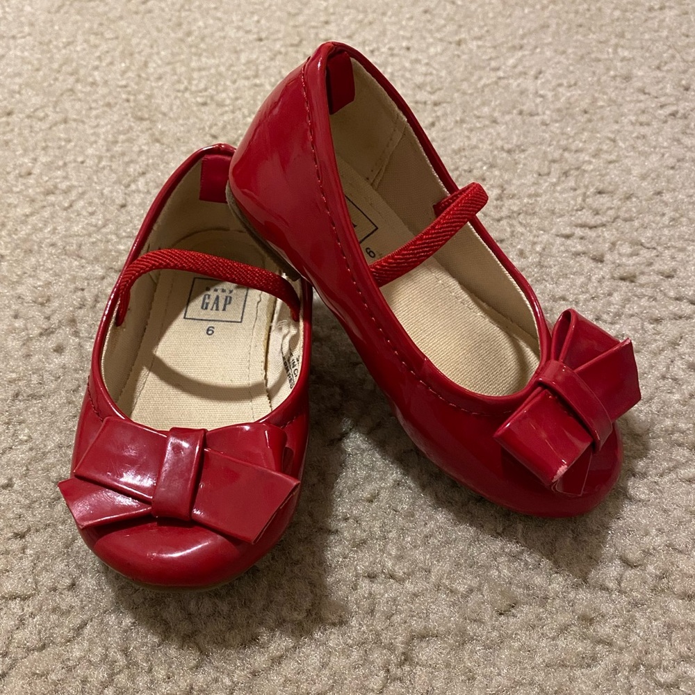 Red patent leather dress shoes